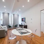Duomo Area Luxury Design & Netflix Mood Apartman Milánó