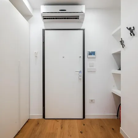דירה Duomo Area Luxury Design & Netflix Mood מילאנו