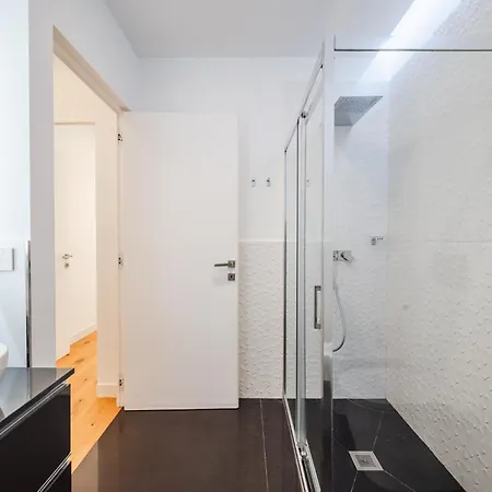 דירה Duomo Area Luxury Design & Netflix Mood *