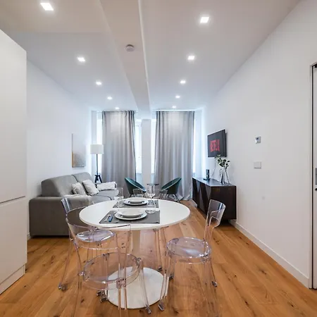 Duomo Area Luxury Design & Netflix Mood דירה *